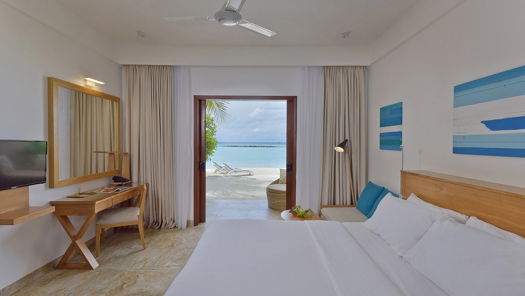 Хотел Summer Island Maldives