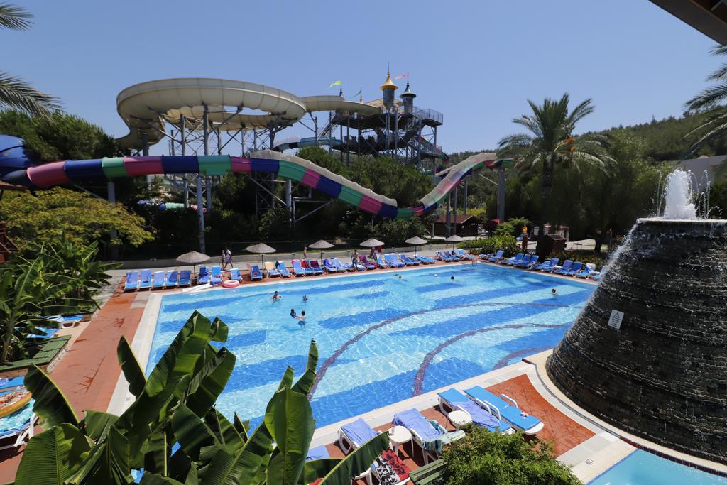 Letovanje_Turska_hoteli_Kusadasi_Aqua-Fantasy-Aqua-Park-hotel-and-Spa-8.jpg
