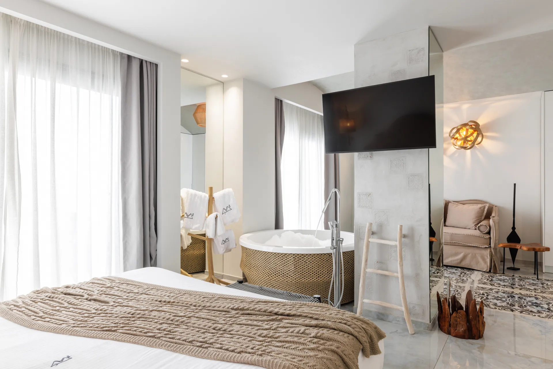 Blue Carpet Luxury Suites Halkidiki