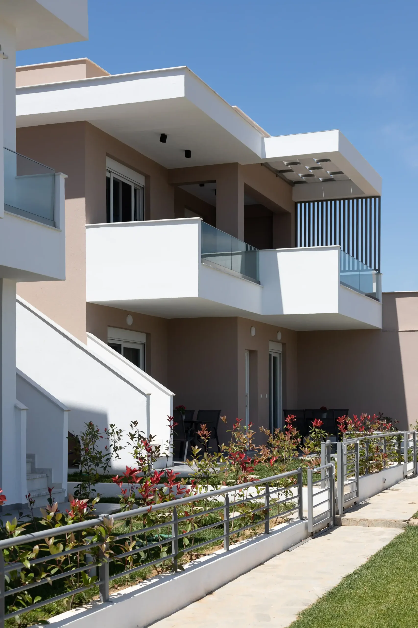 iro-residental-complex-005