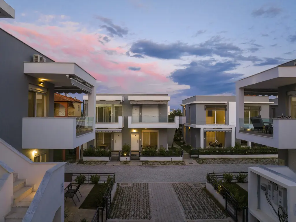 roxani-residential-complex-003