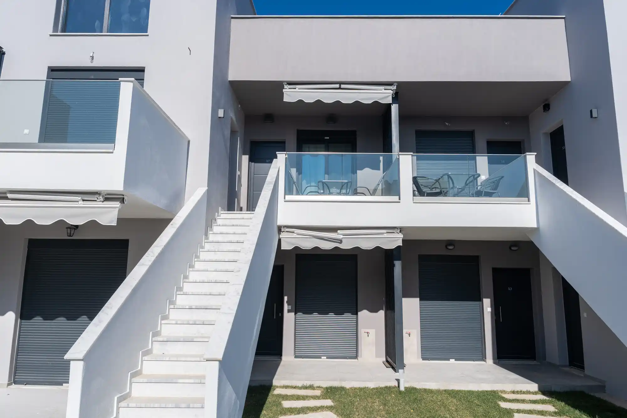 seirines-residental-complex-003