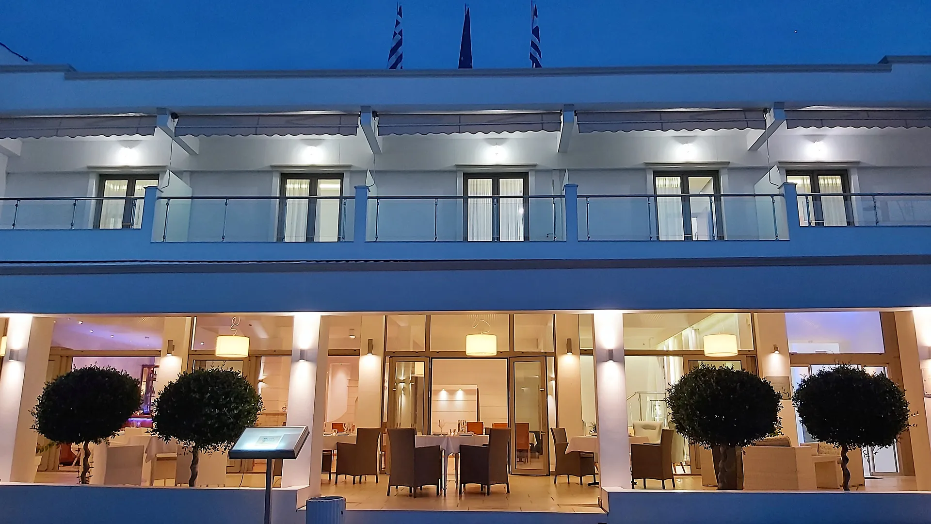 Akrogiali Exclusive Hotel