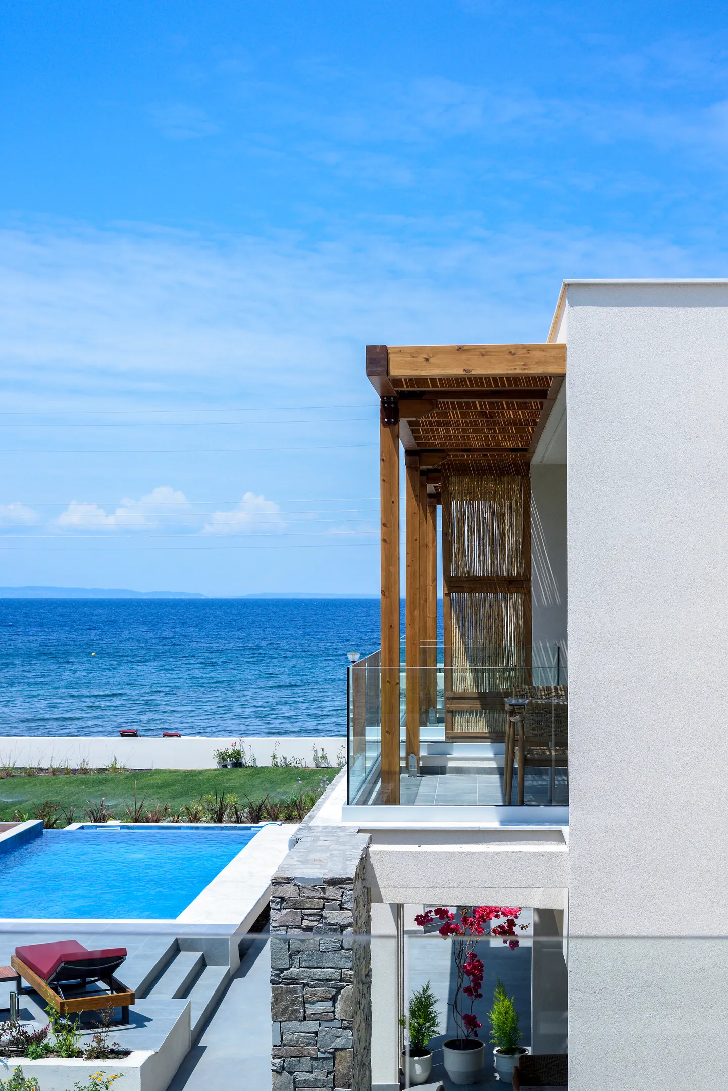 Amyntas Seafront Hotel