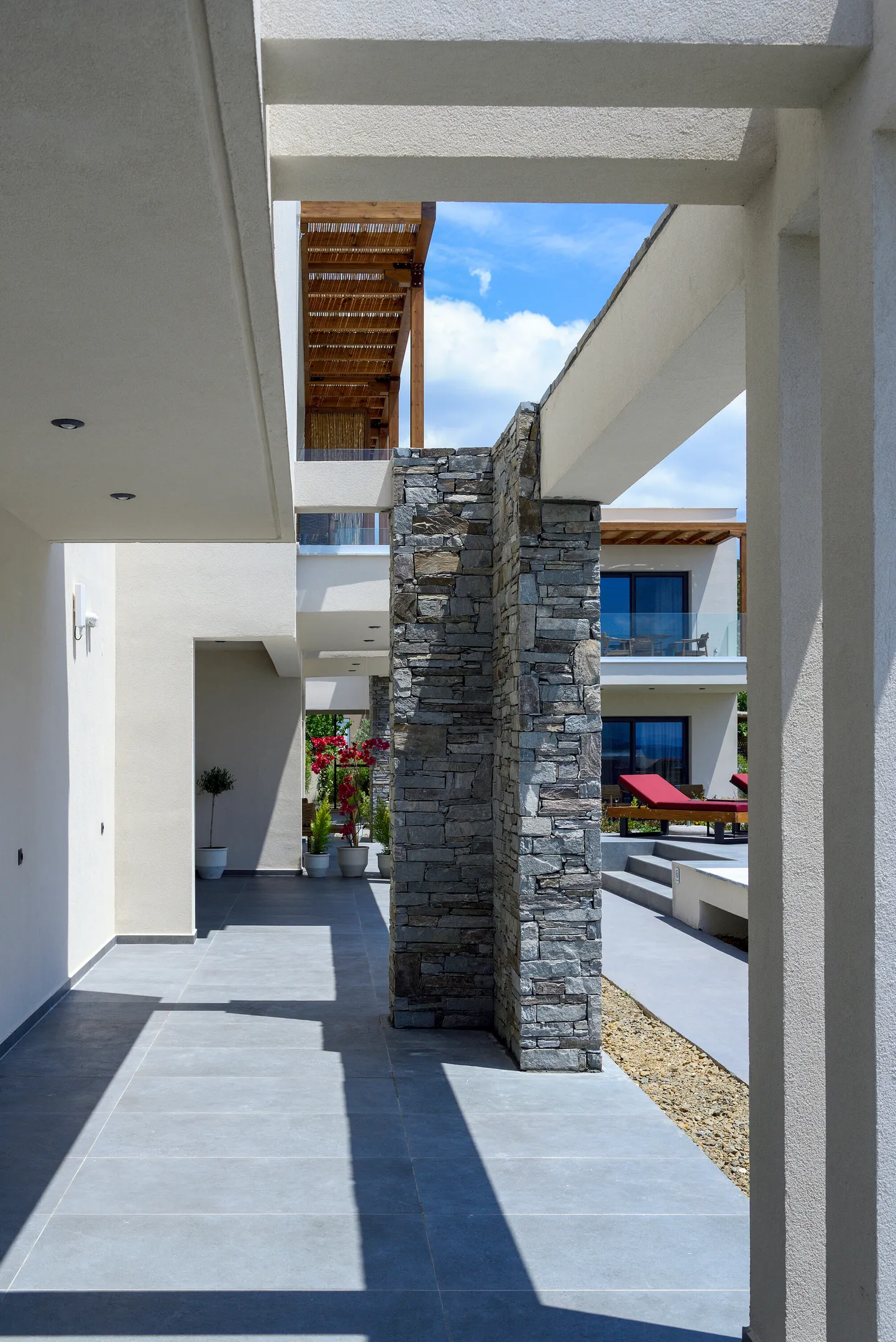 Amyntas Seafront Hotel