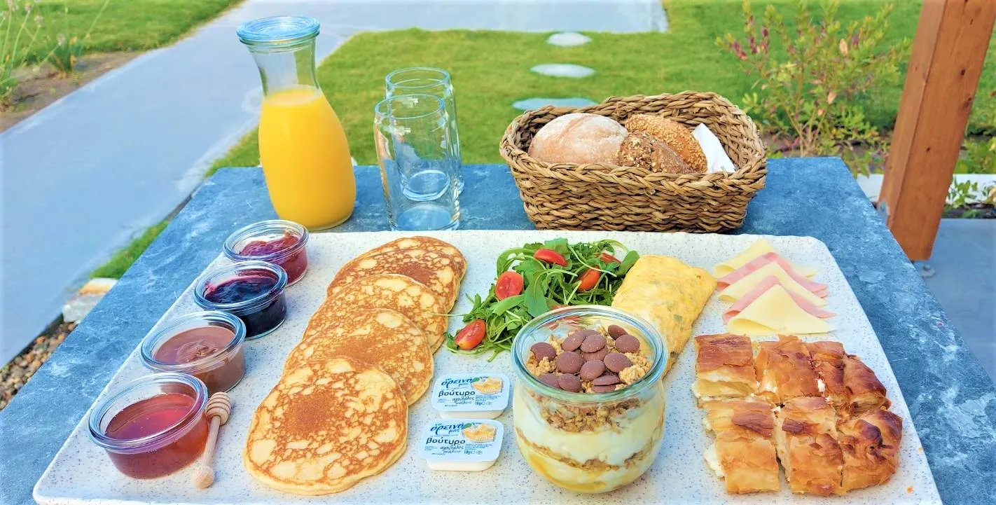 Amyntas Seafront Hotel