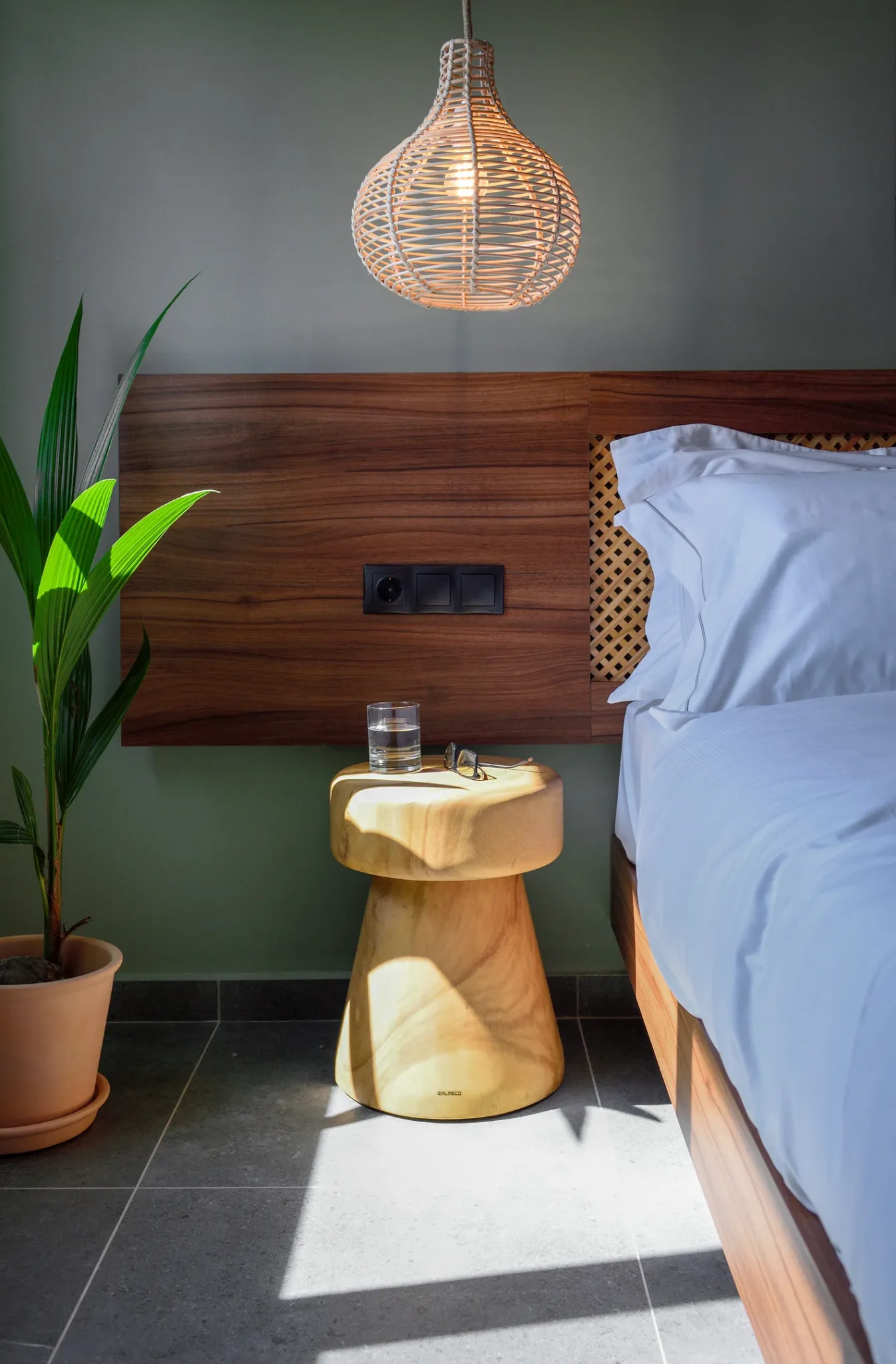 Amyntas Seafront Hotel