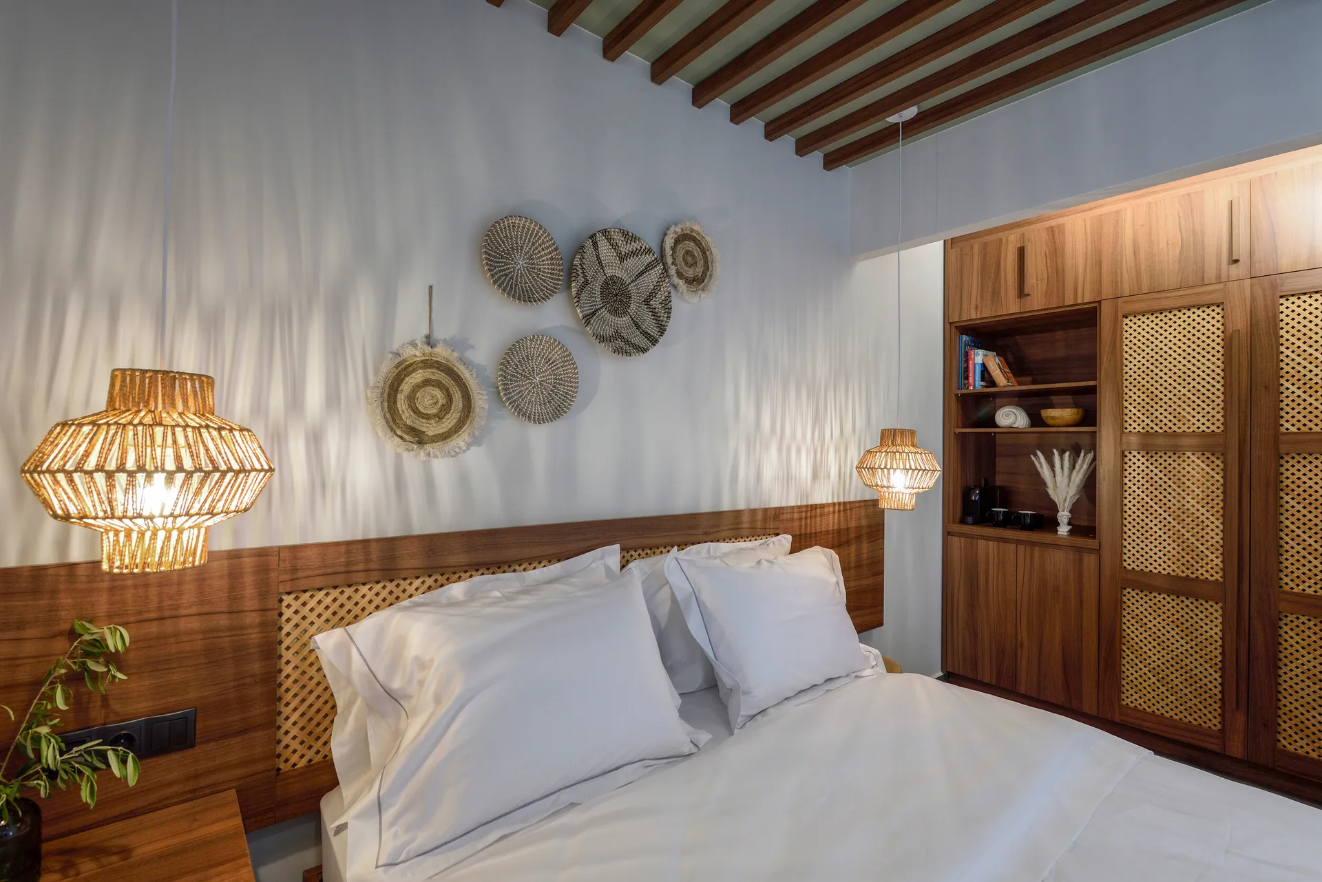 Amyntas Seafront Hotel