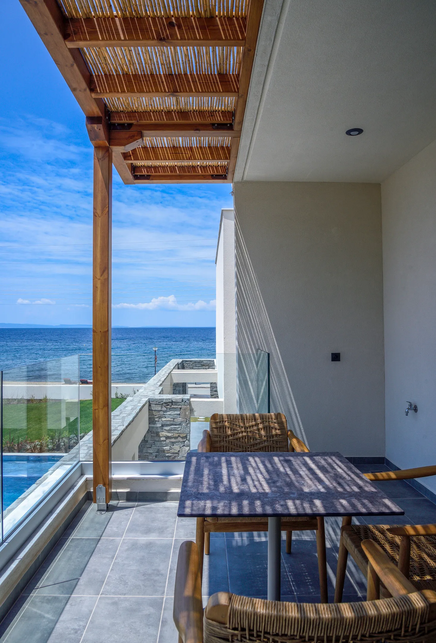 Amyntas Seafront Hotel