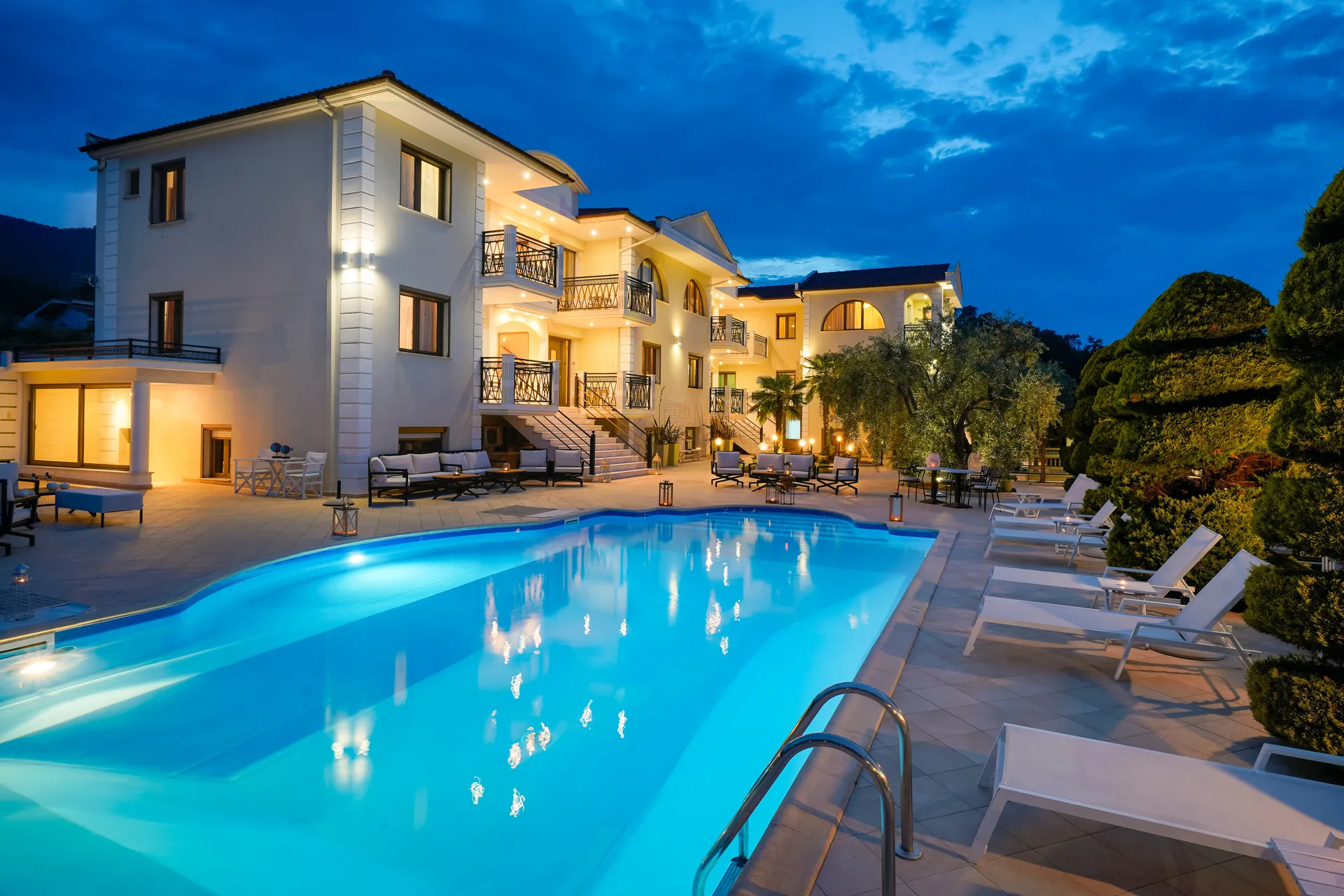 MaryAn Luxury Apartments