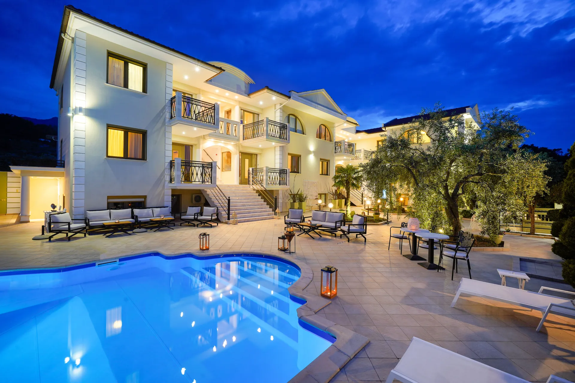 MaryAn Luxury Apartments