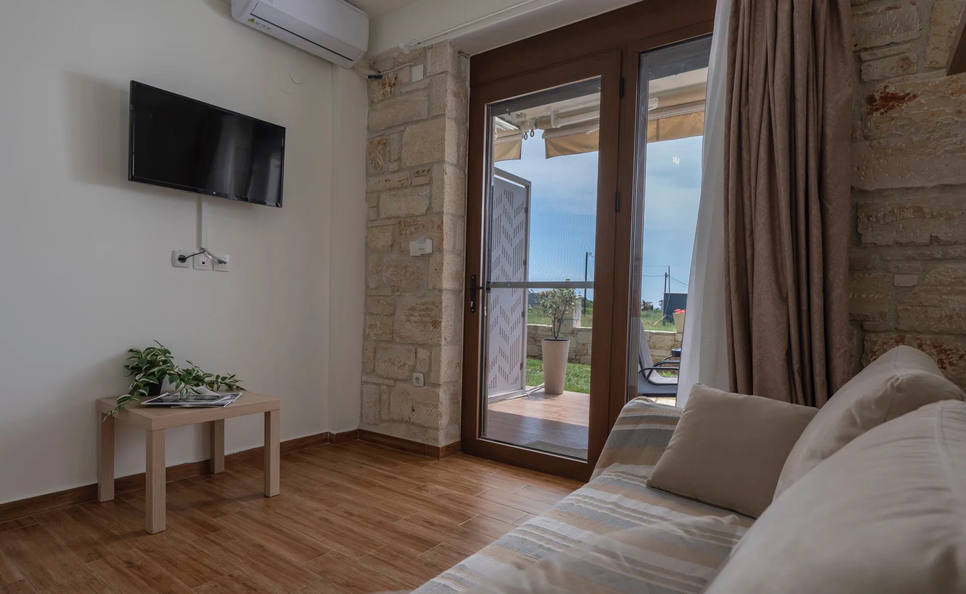 Delejo Resort & Suites