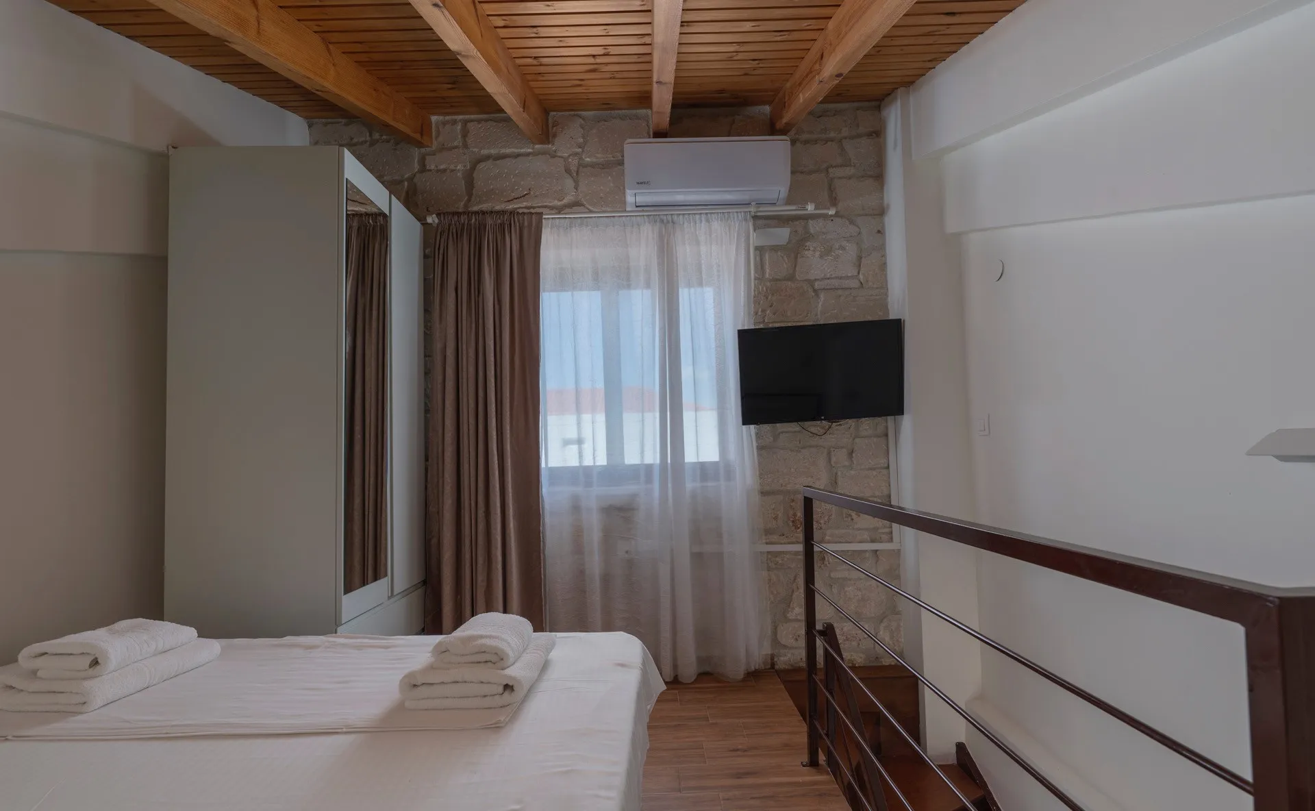 Delejo Resort & Suites