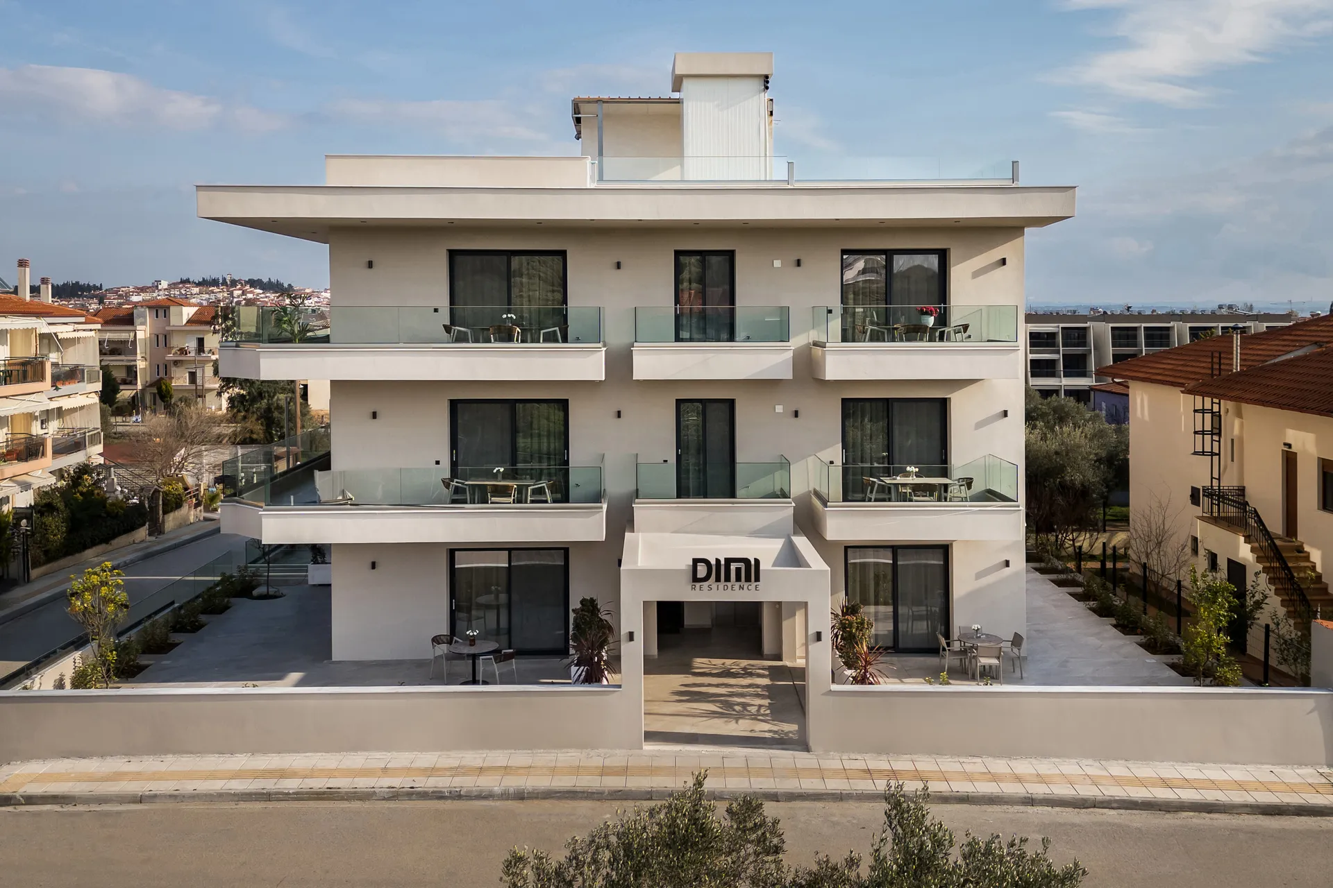 Dimi residence