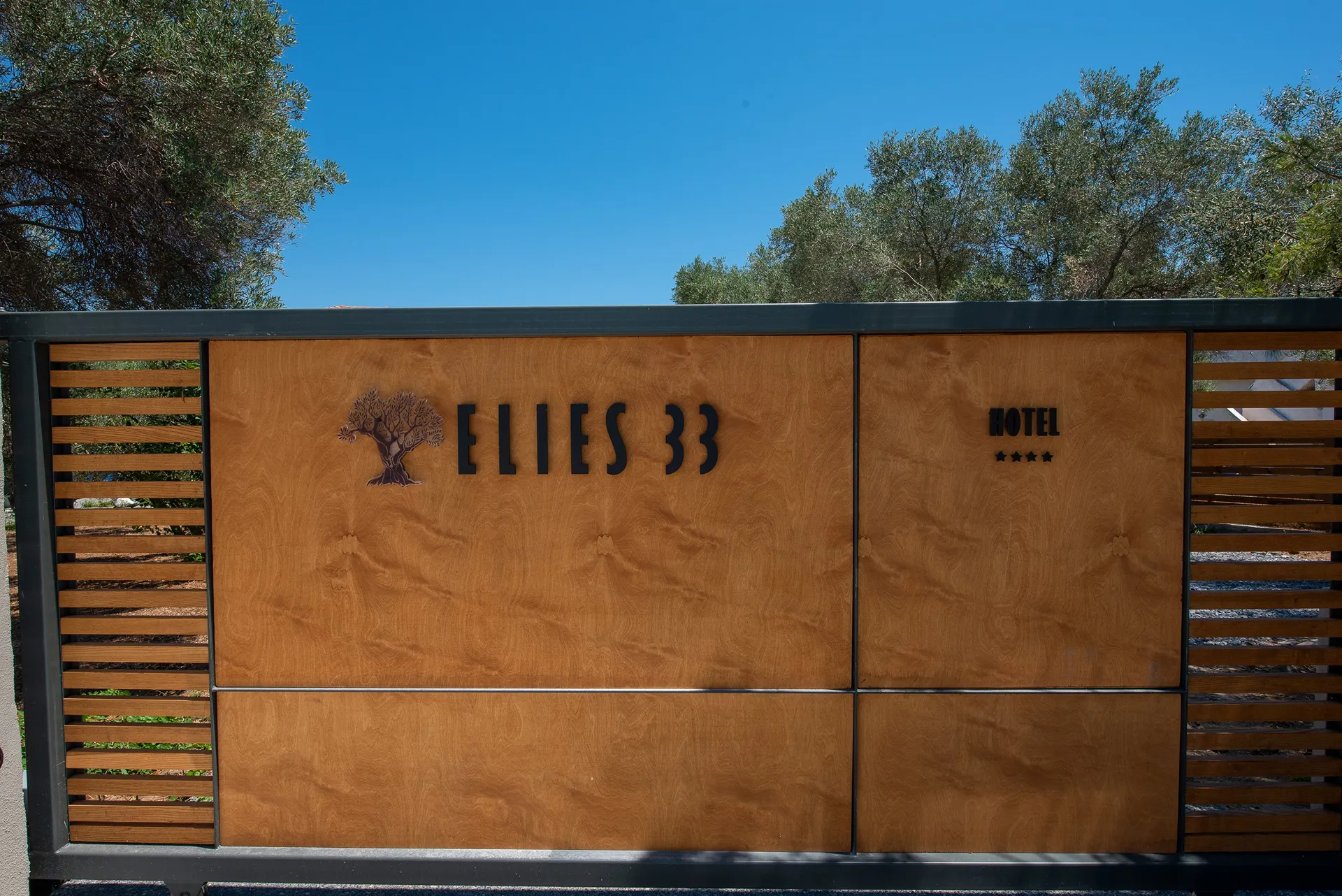 Elies 33 Bio Retreat