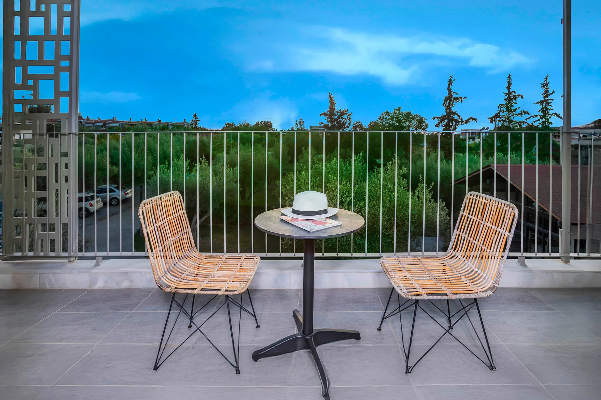 Elies 33 Bio Retreat