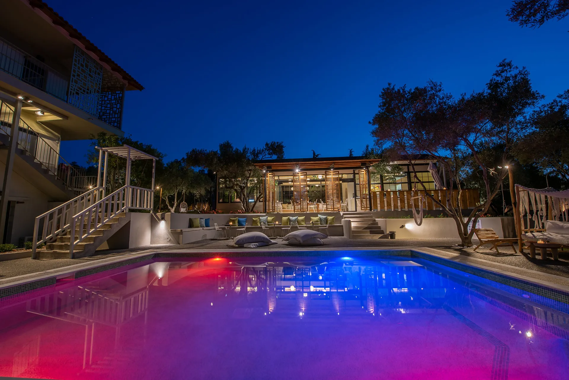 Elies 33 Bio Retreat