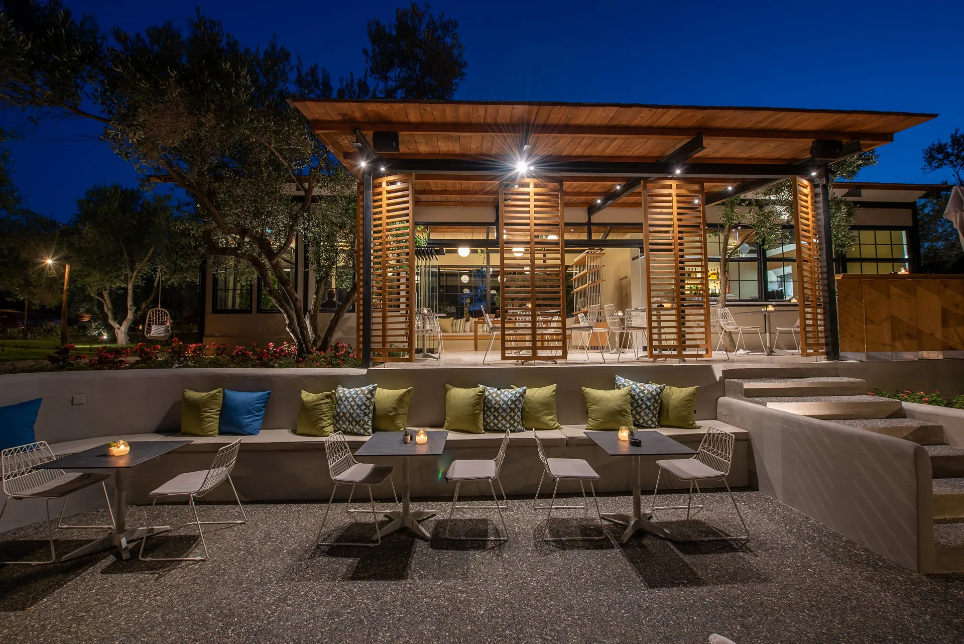 Elies 33 Bio Retreat