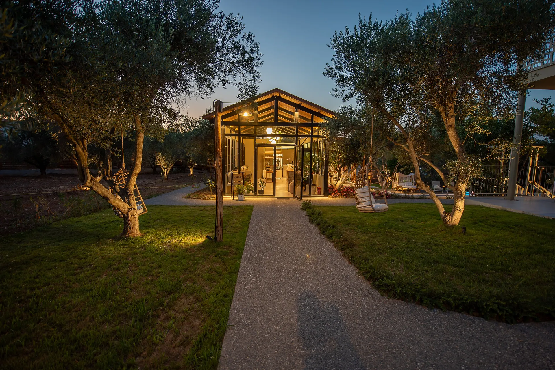 Elies 33 Bio Retreat