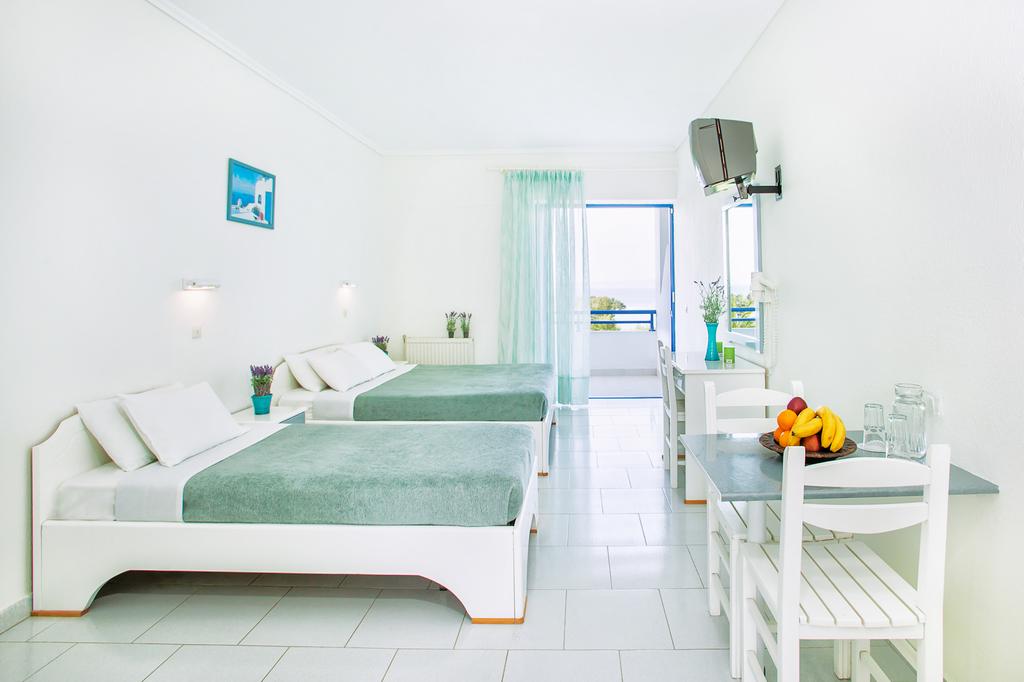 Xenios Port Marina Hotel