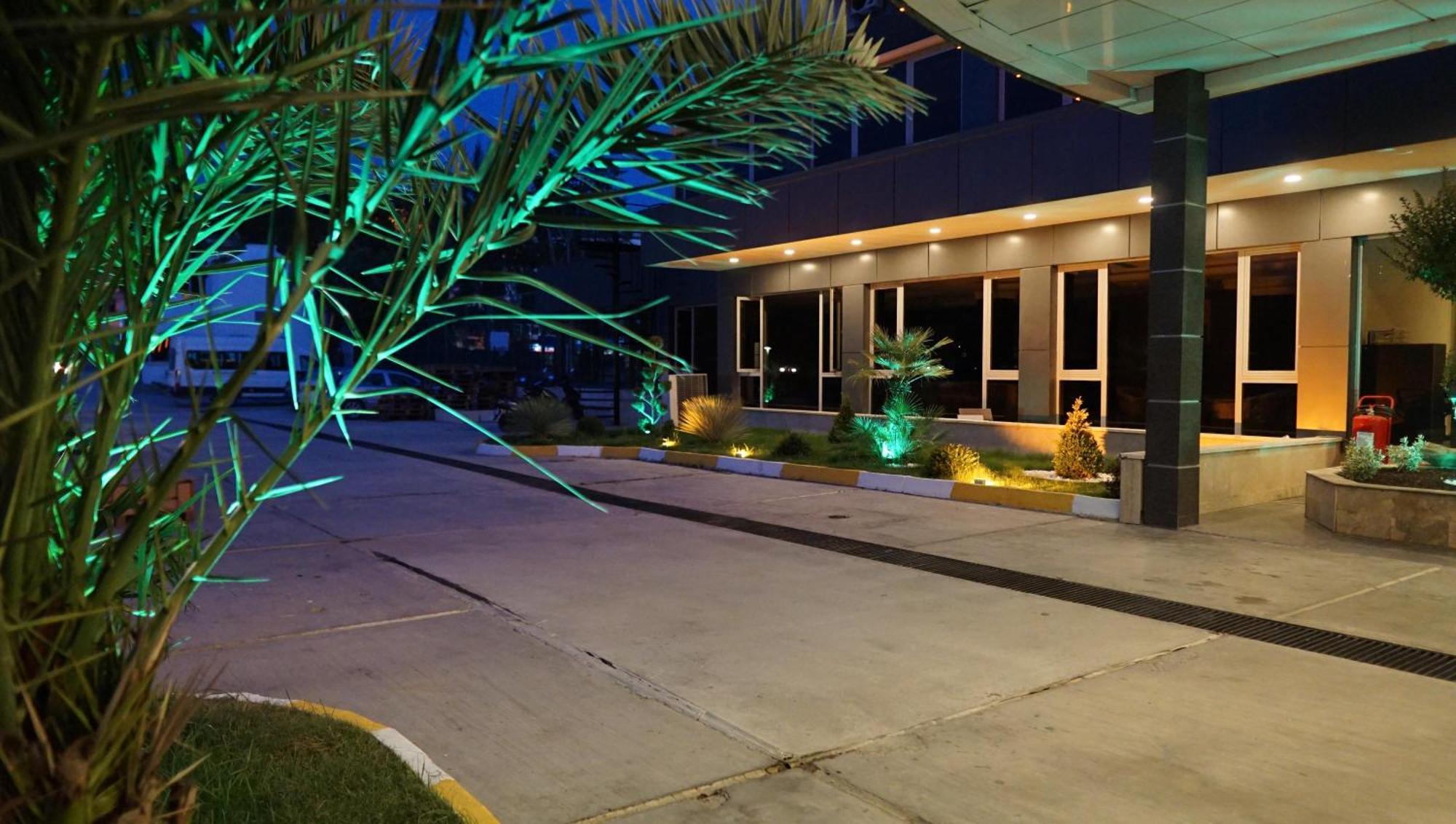 Ada Newday Resort Hotel