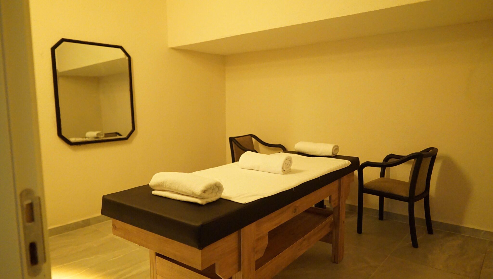 Ada Newday Resort Hotel