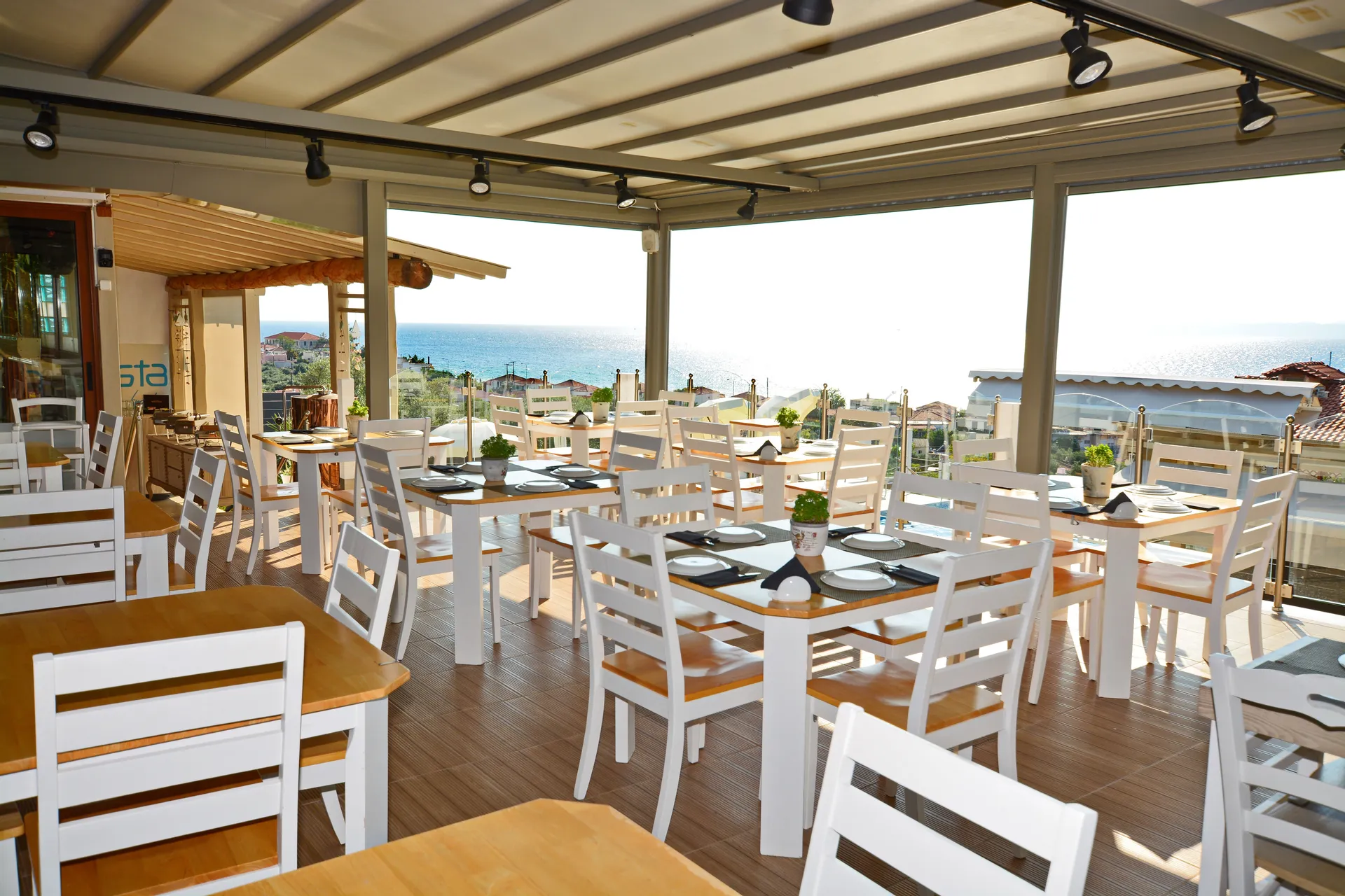 Anny Residence & Suites