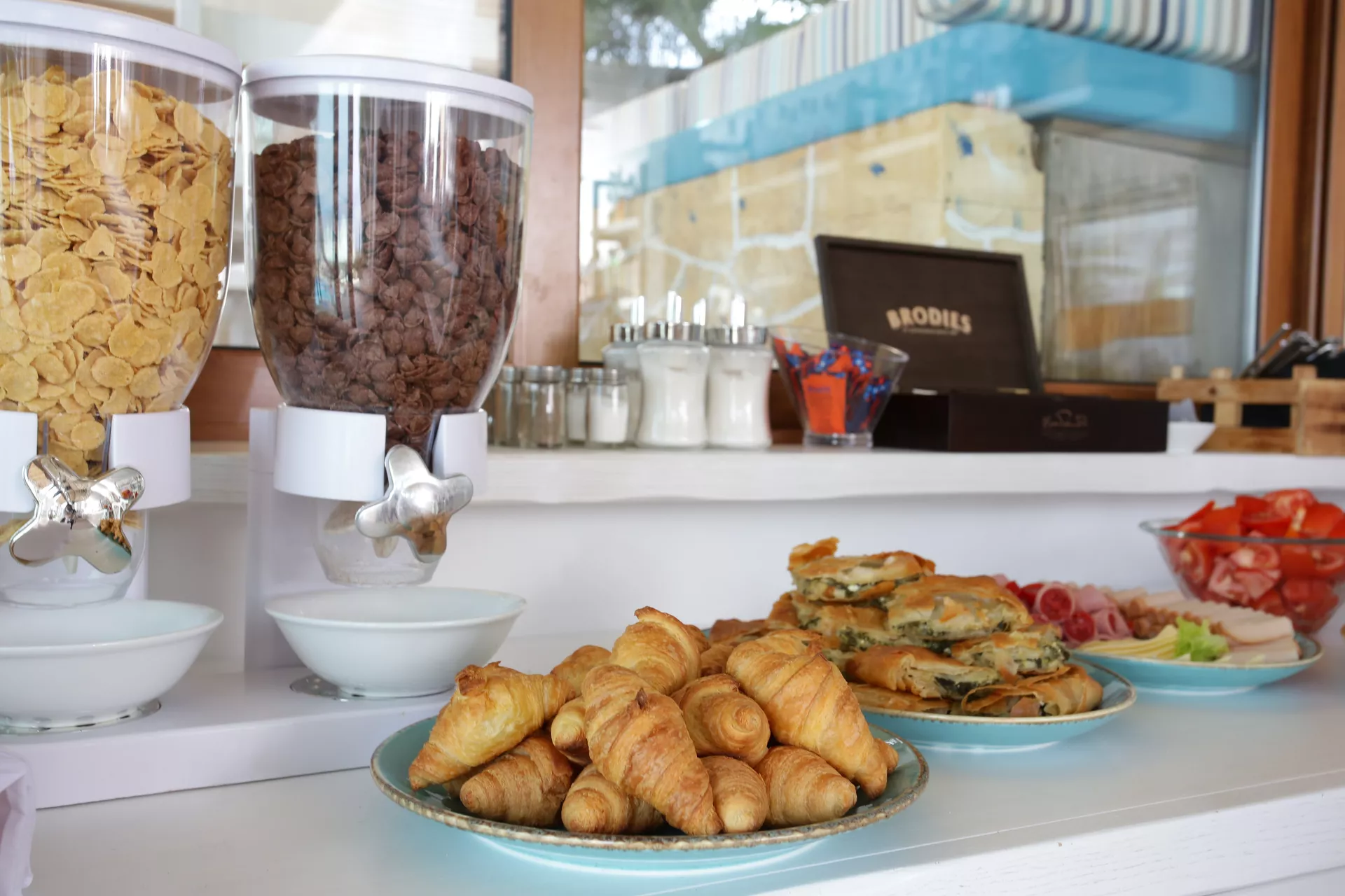 Anny Residence & Suites