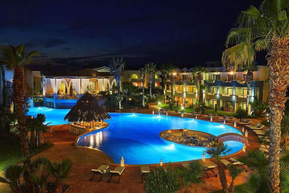 Ilio Mare Beach Hotel