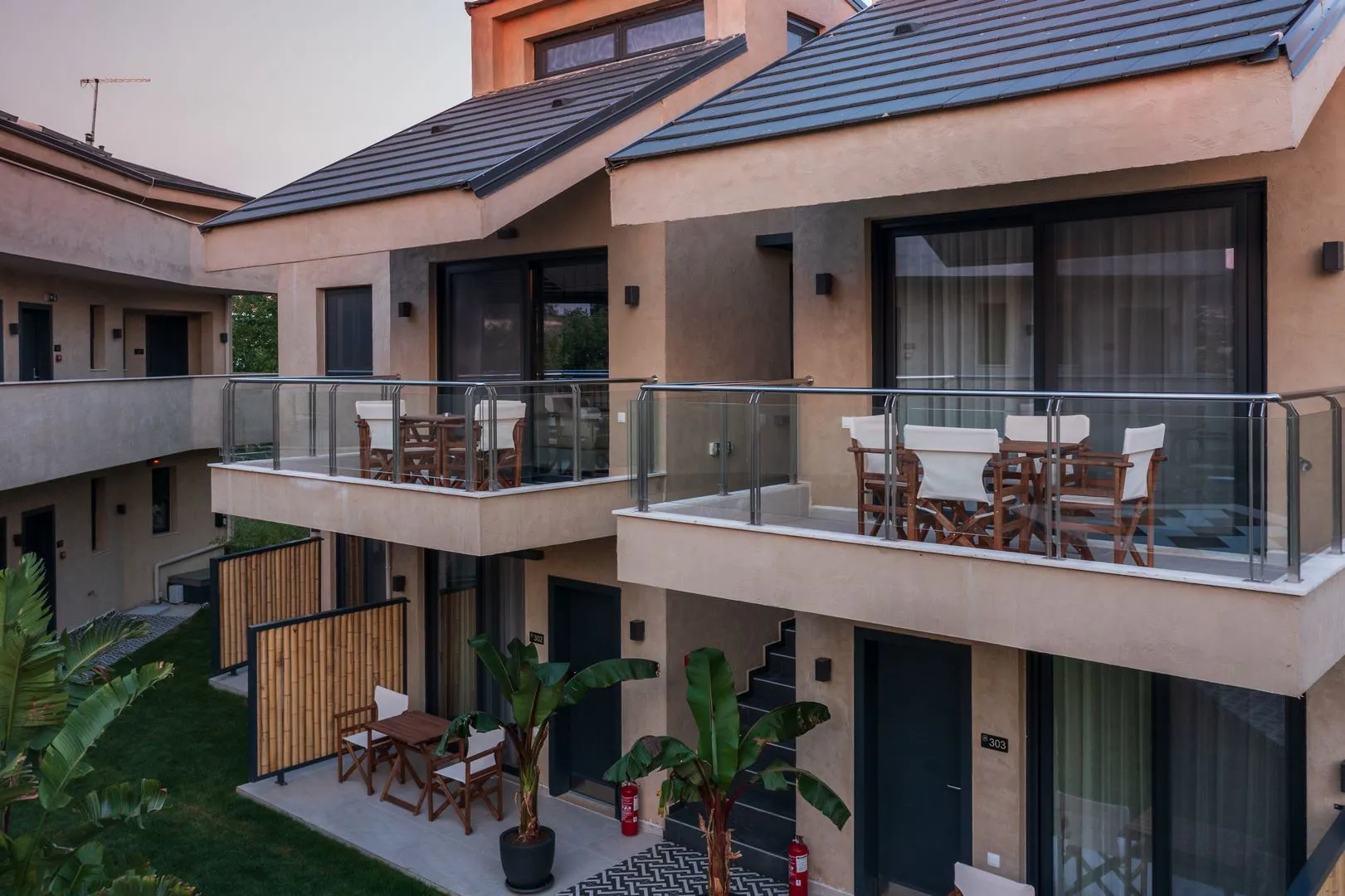 Maraboo Suites