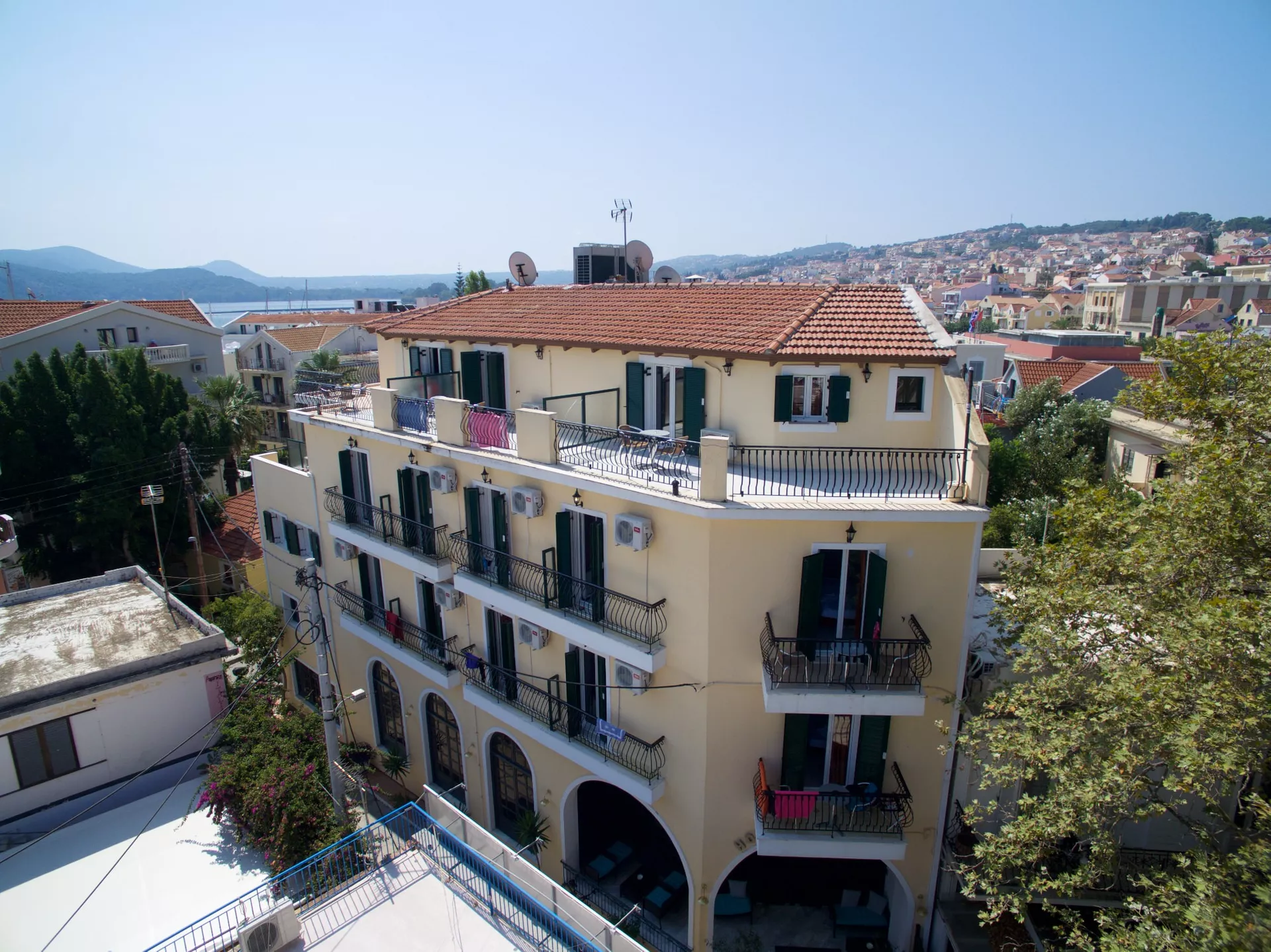 Mirabel City Center Hotel