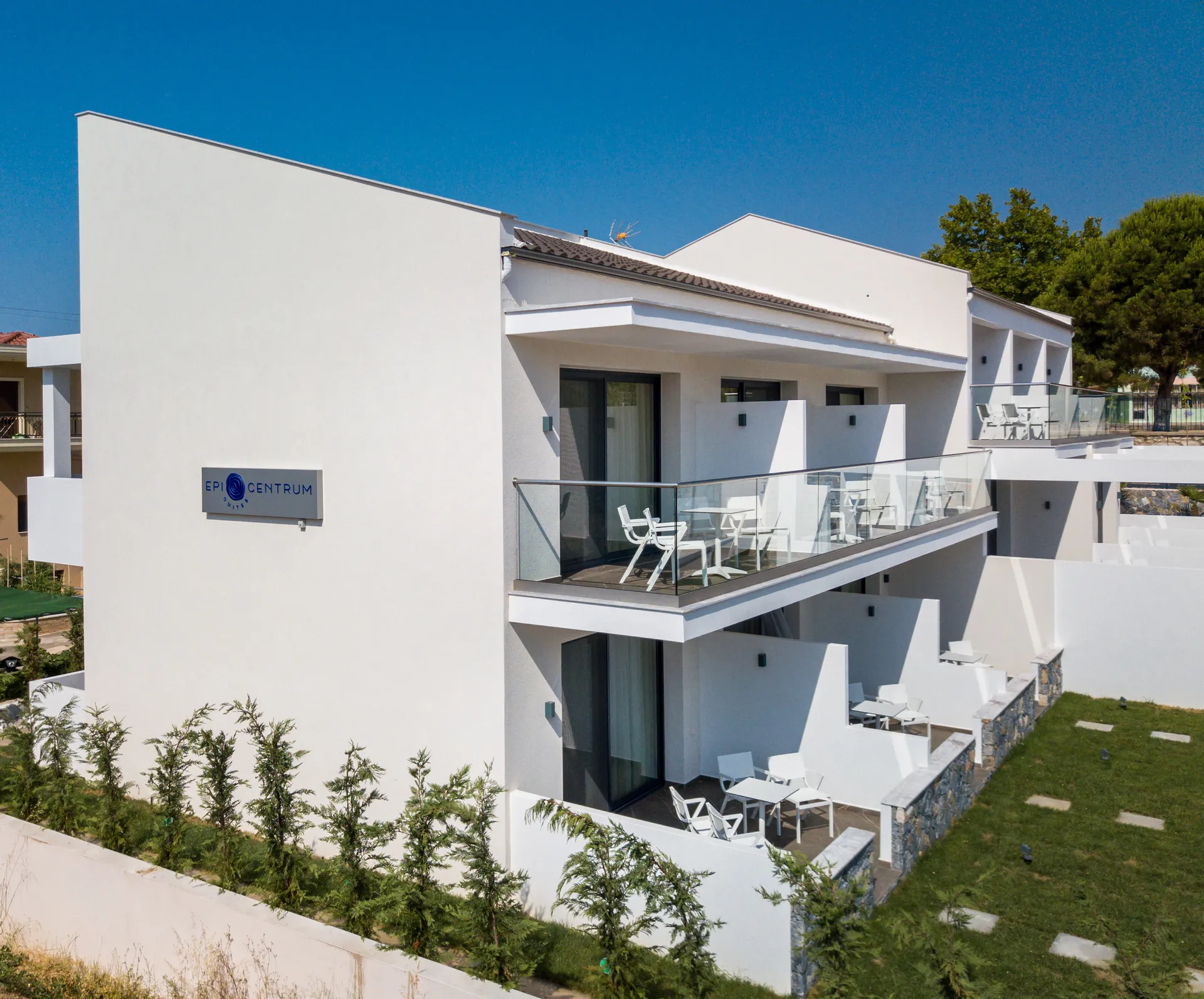 Epicentrum Suites & Villa Oasis